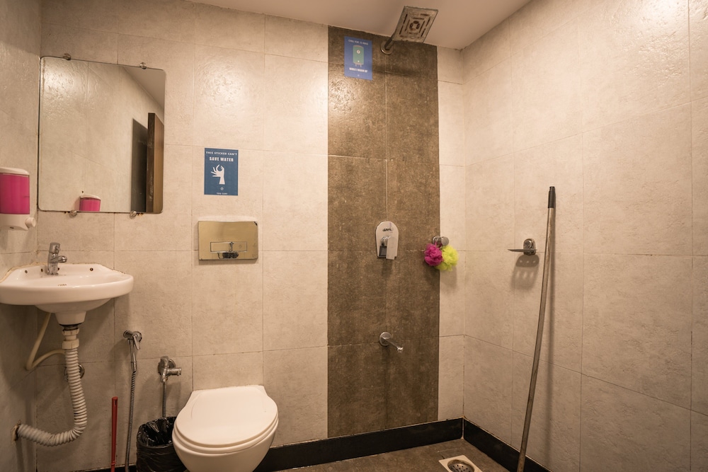 Zostel Mumbai 47/50