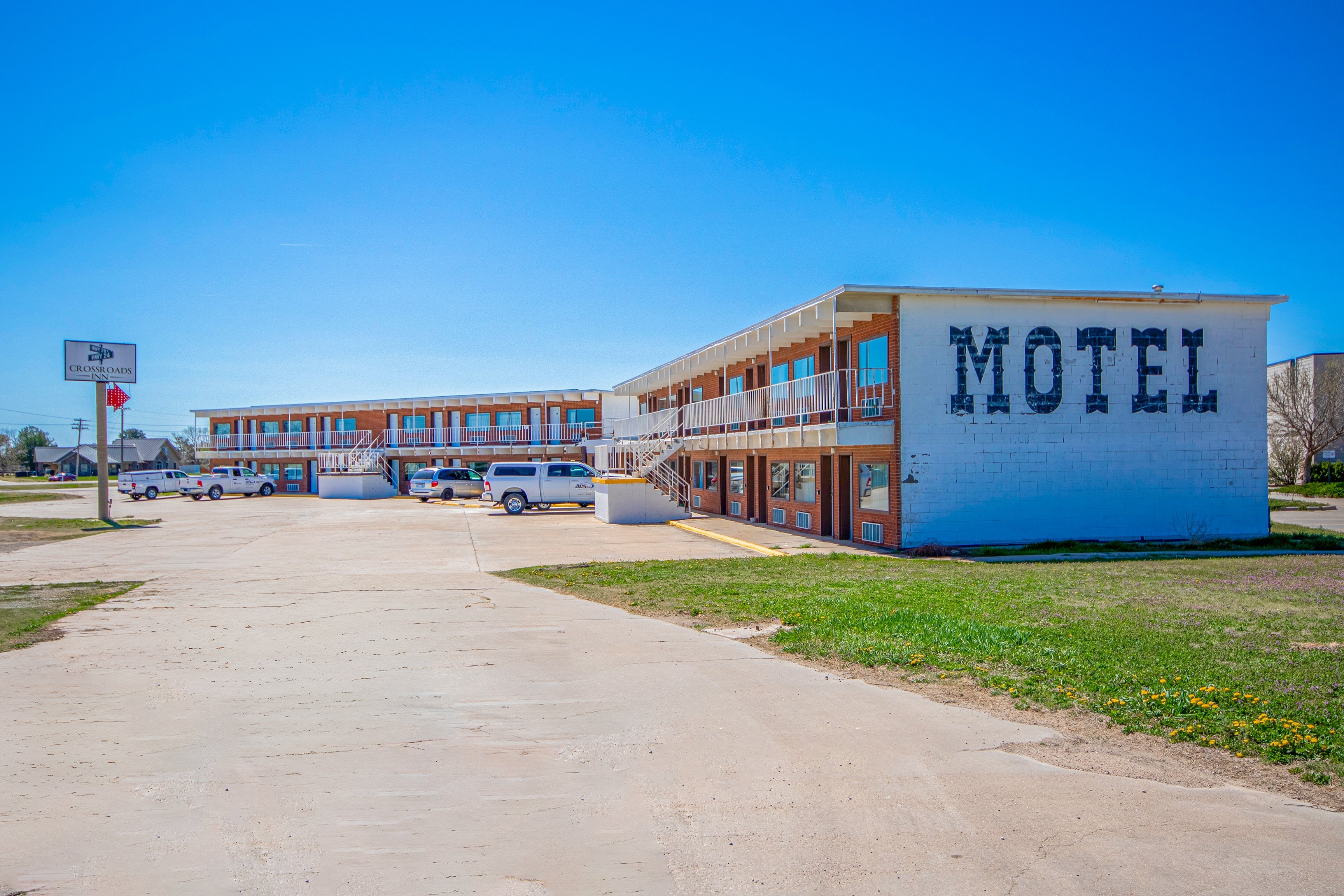OYO Crossroads Inn 37/42