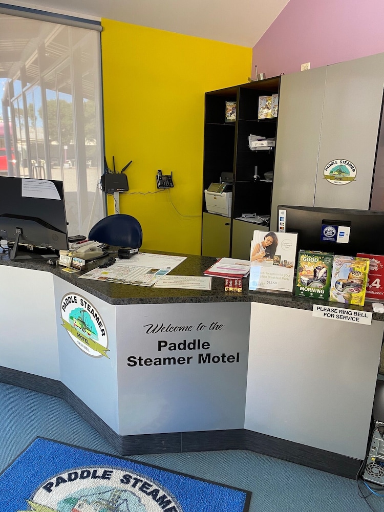 Paddle Steamer Motel 1/41