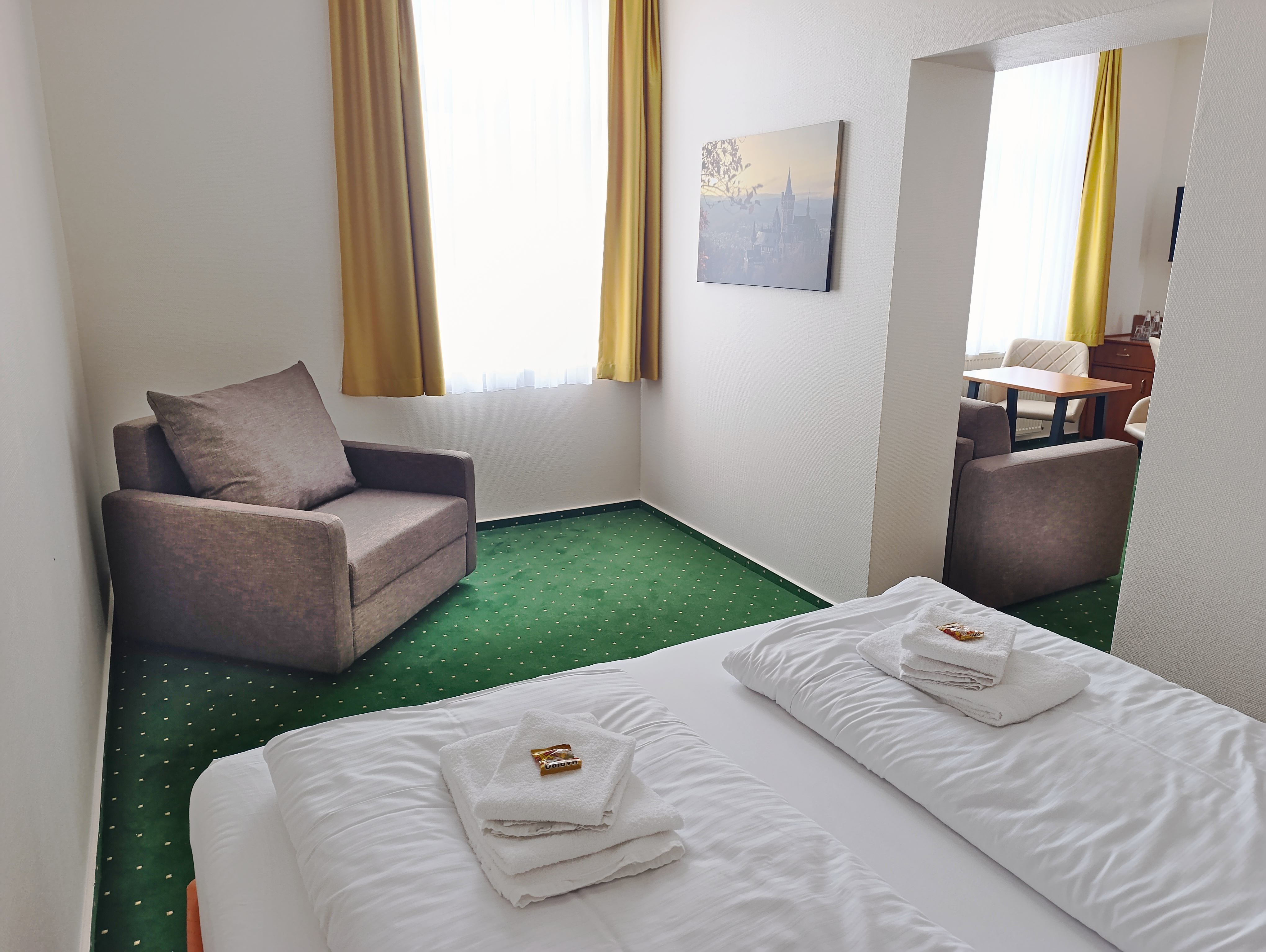 Plus, Double Bed