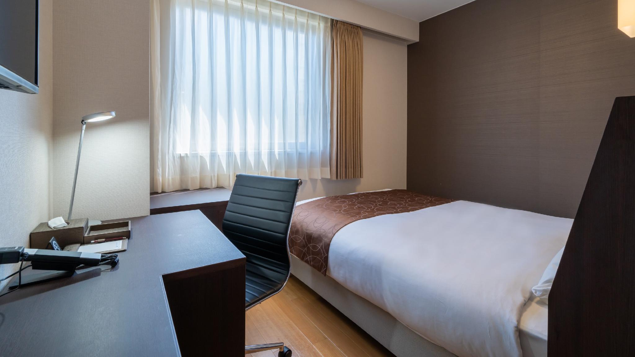 Semi Room, Premium, Semi Double Bed