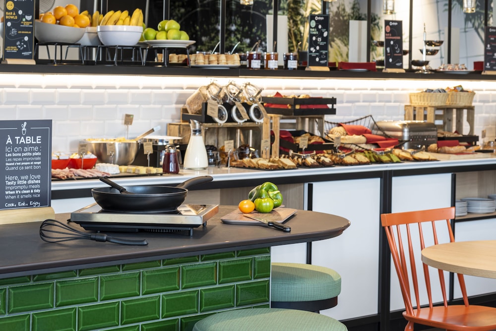 Adagio Paris Montrouge 48/64