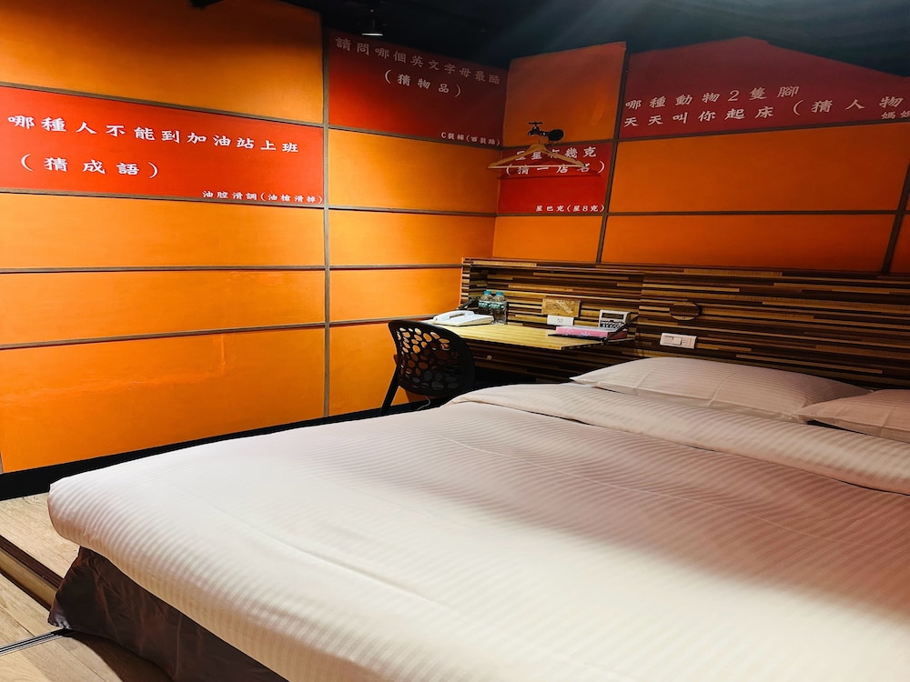 R10 Eco Hotel 26/50
