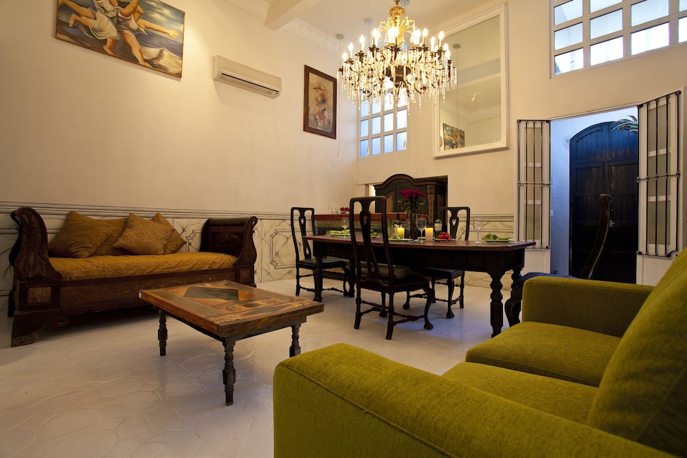 Rivera del Rio Boutique Hotel 49/81