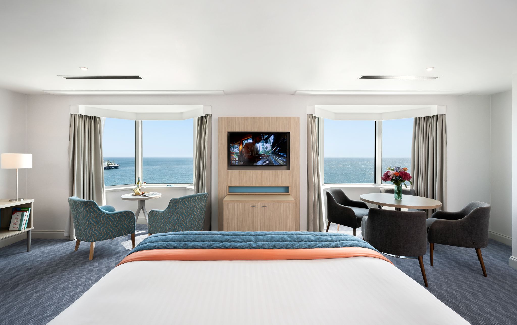 جناح جونيور بسرير سوبر كينج بإطلالة على البحر، Leonardo Royal Hotel Brighton Waterfront 2/2