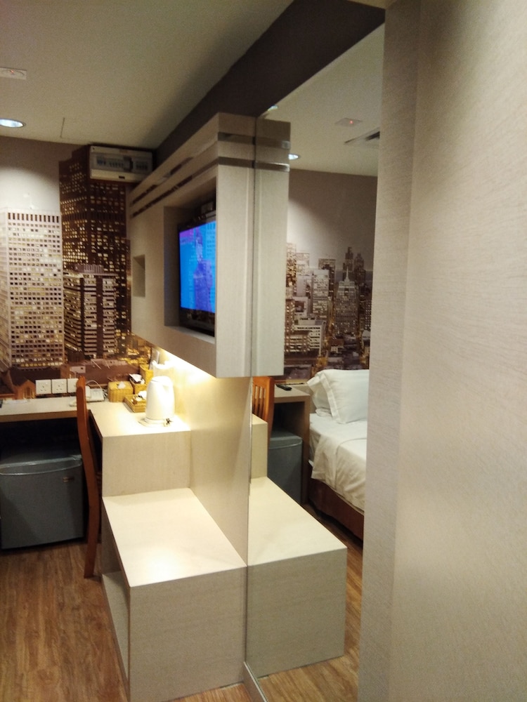 Kinabalu Daya Hotel 42/72