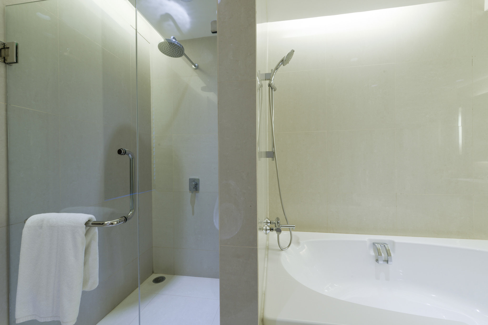 Centre Point Hotel Chidlom 65/68