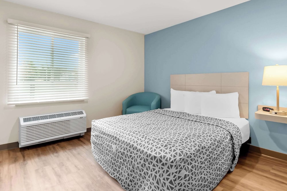 WoodSpring Suites Pensacola West 11/28