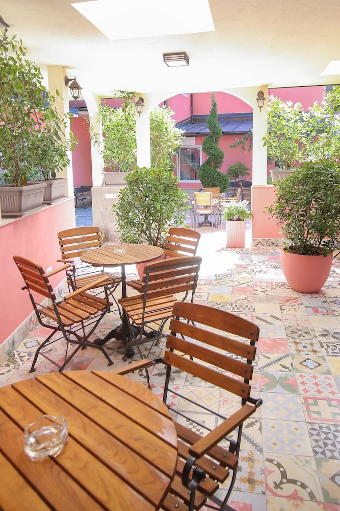 Hotel Asteria 43/63