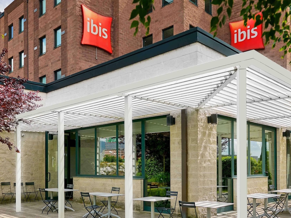 IBIS FIRENZE PRATO EST 4/73