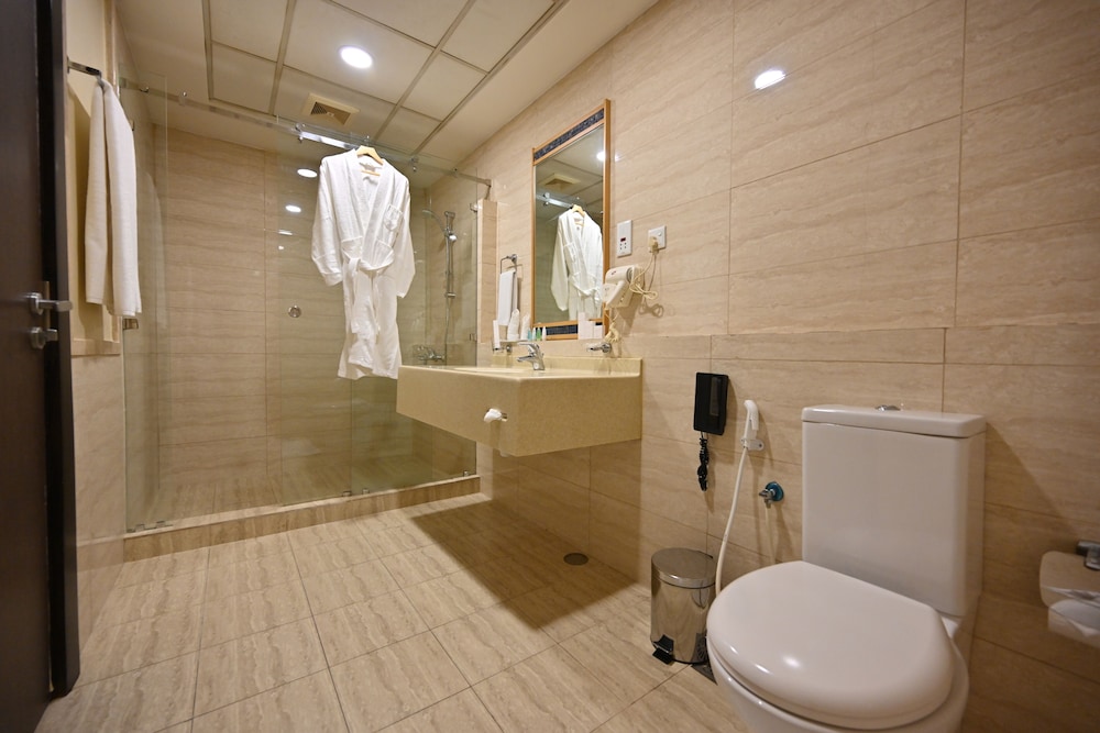 Harbour Suite Hotel 31/33