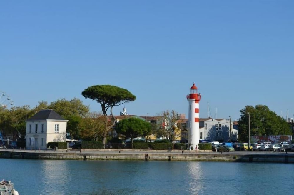 Hotel De L'ocean 24/34