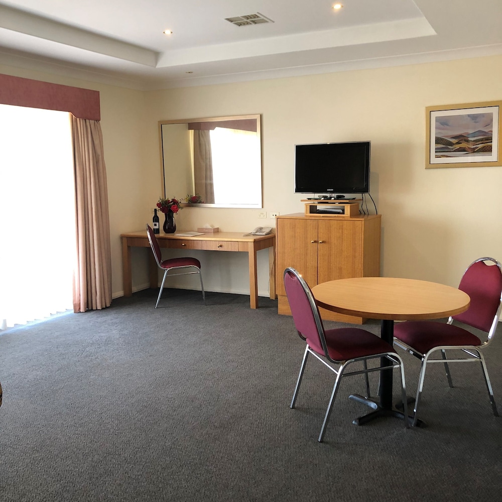 Turners Vineyard Motel Function And Convention Centre 26/32