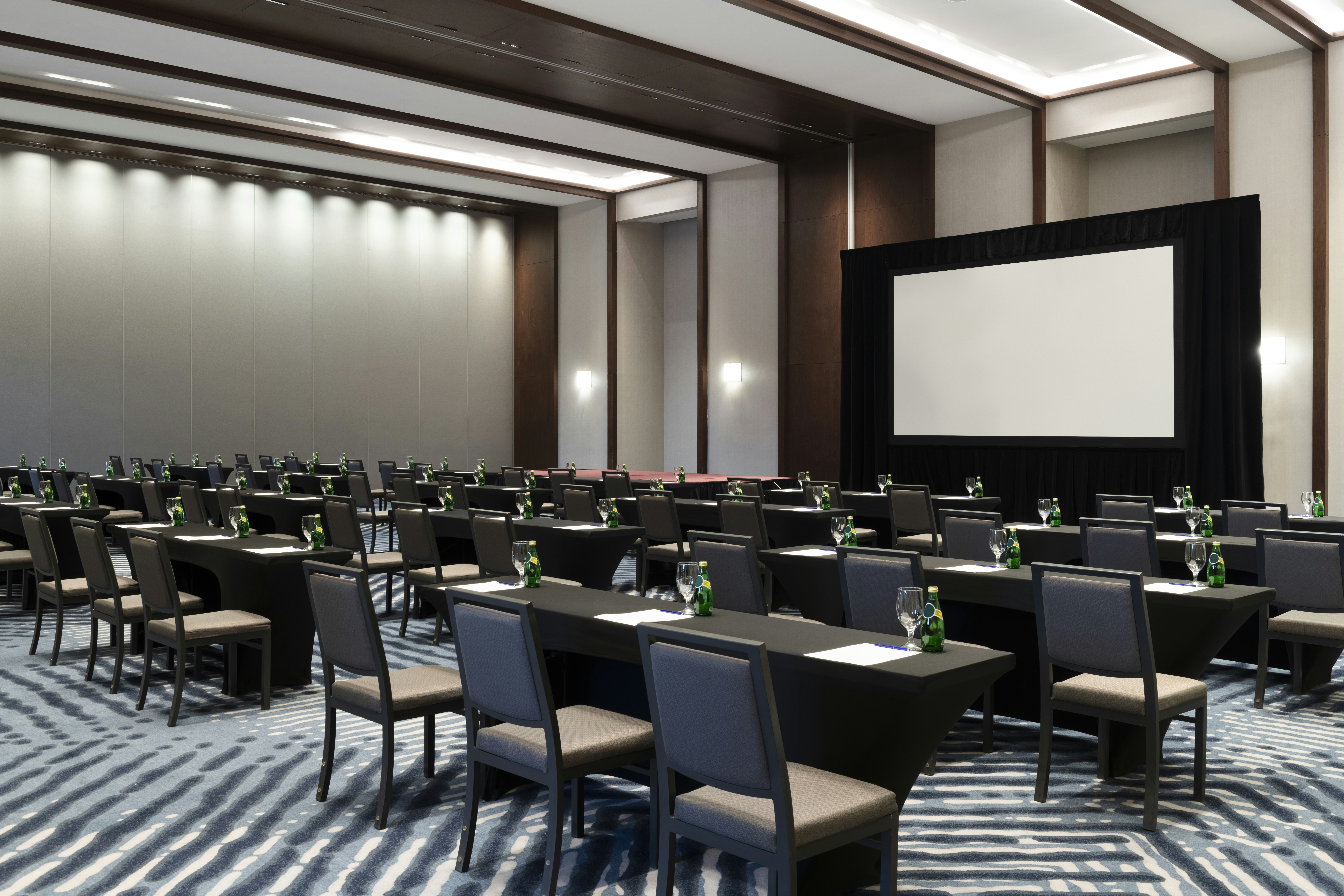 Hilton Guadalajara Midtown 70/83
