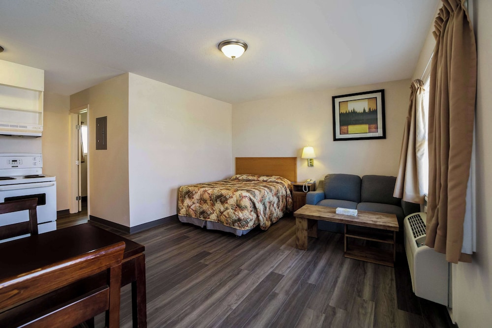 Canadas Best Value Inn Fort St John 10/21