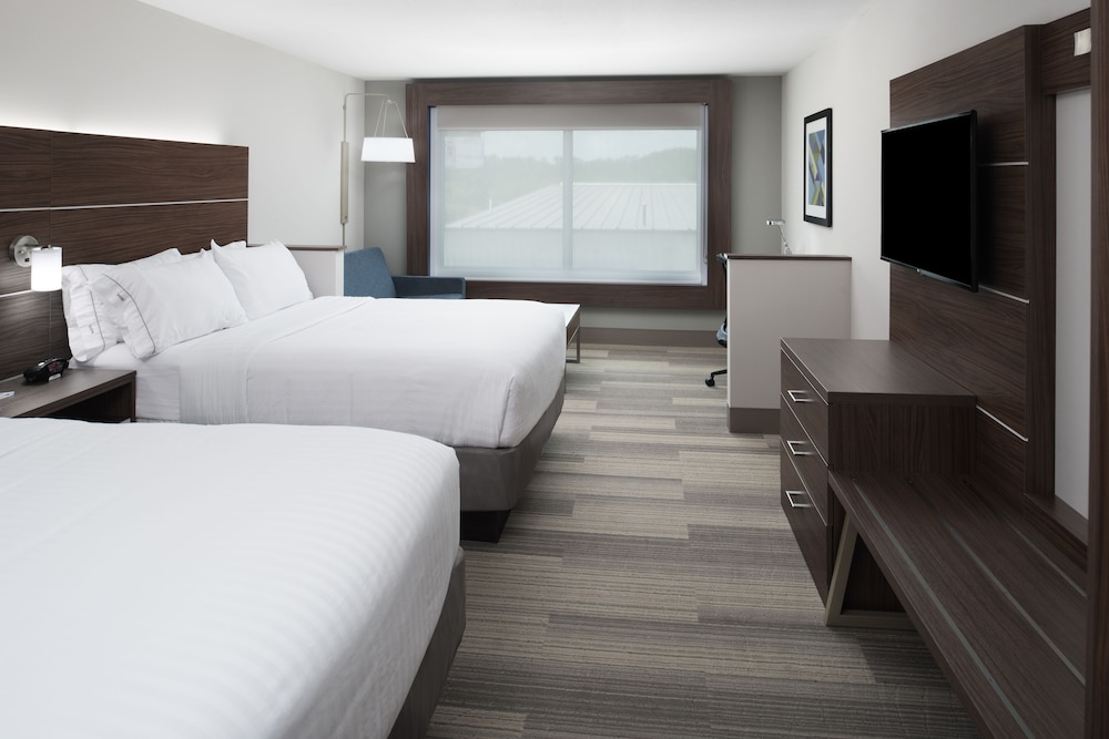 Holiday Inn Express Suites Kingdom City 15/53