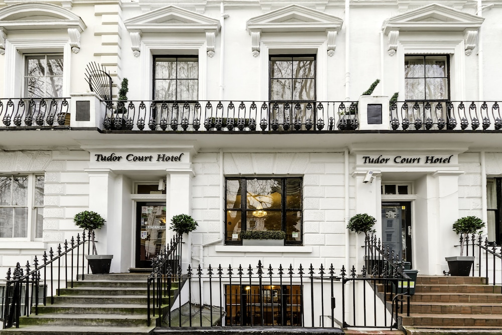 チューダー コート ホテル 写真1