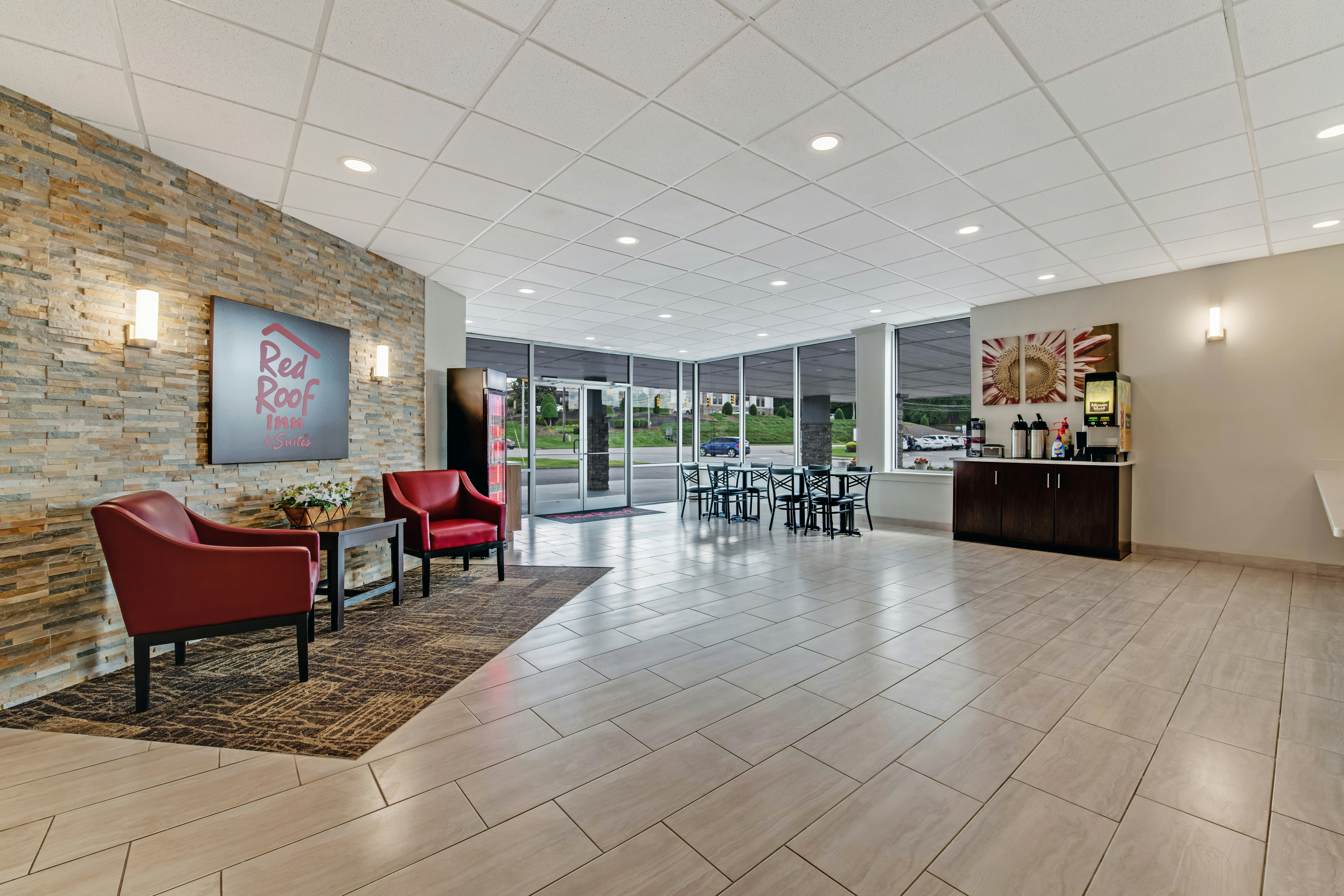Red Roof Inn & Suites Wilkesboro 7/32