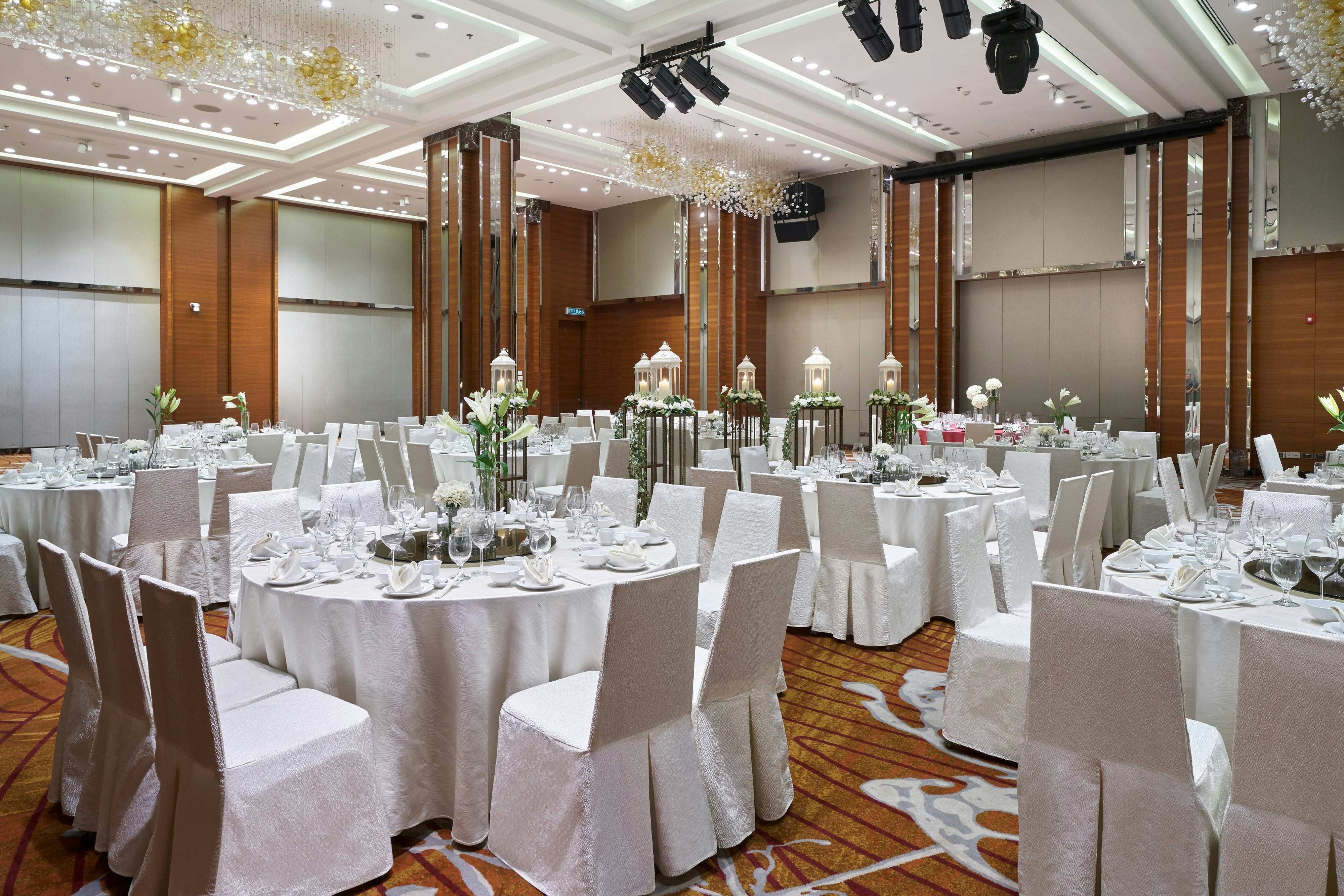 Renaissance Johor Bahru Hotel 54/56