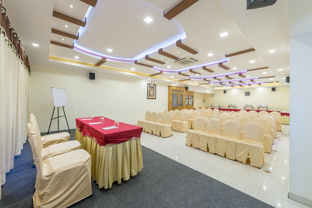Treebo Akshaya Lalbagh Inn Bangalore 23/37
