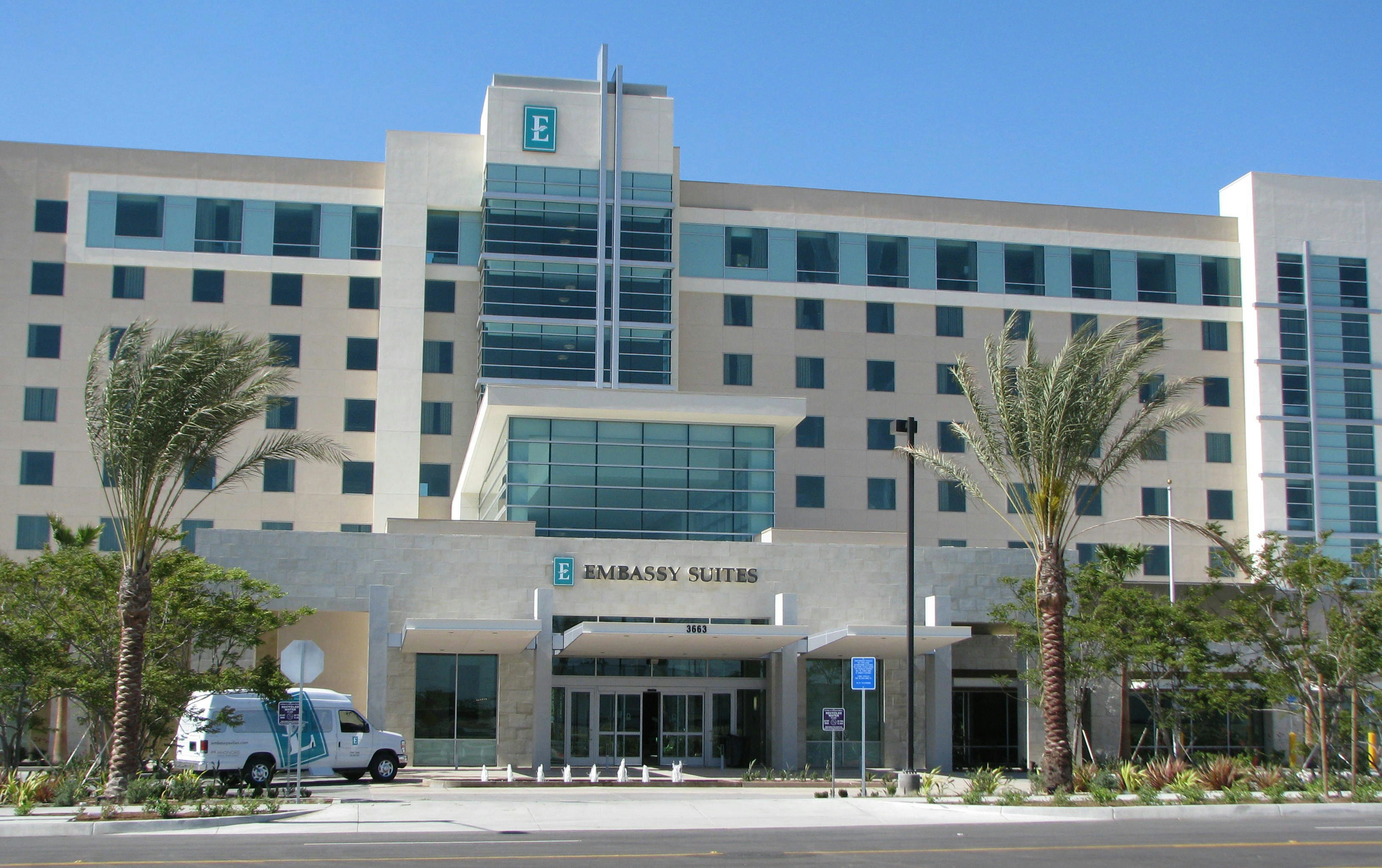Embassy Suites by Hilton Ontario Airport 6/55