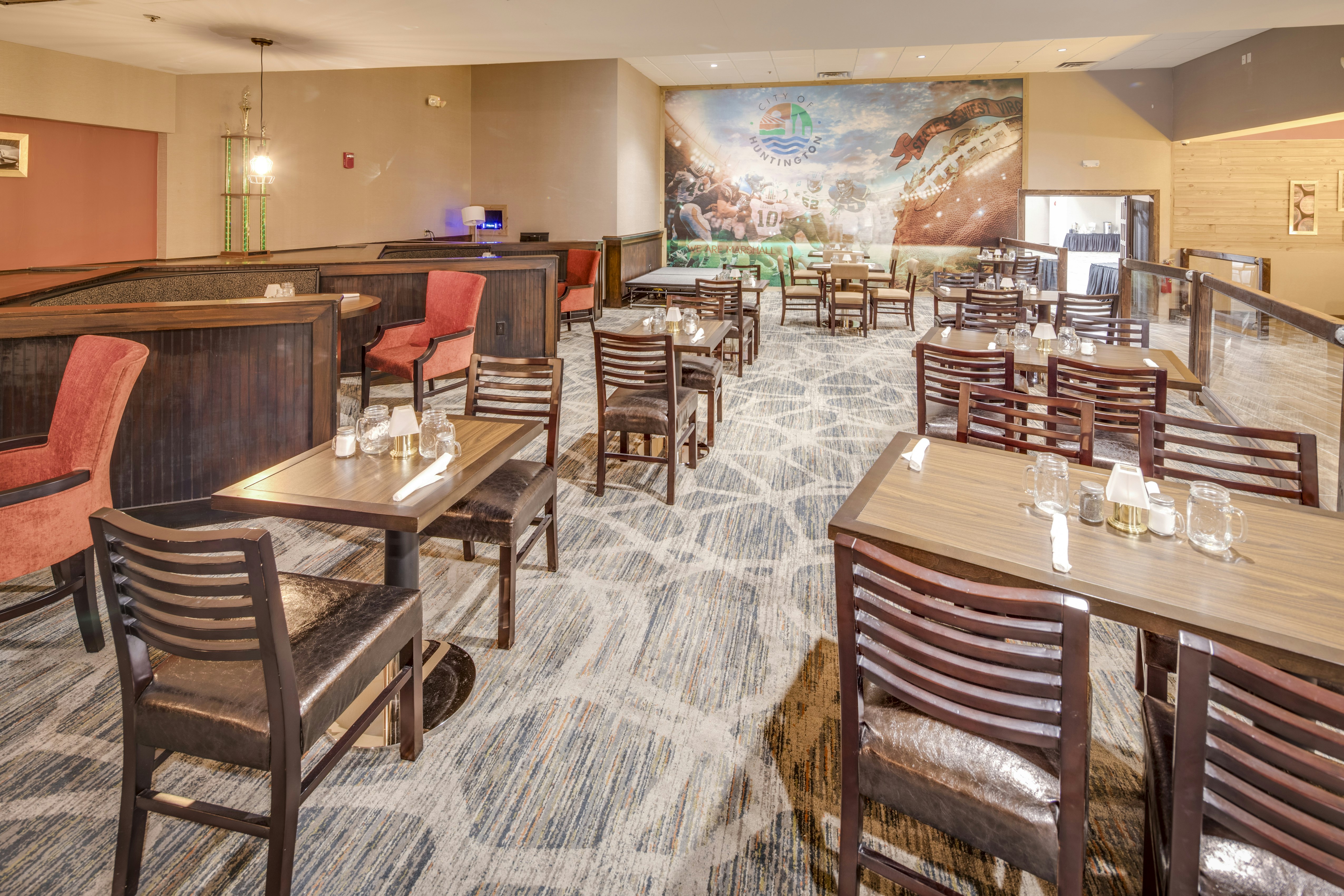 Doubletree By Hilton Huntington 15/26