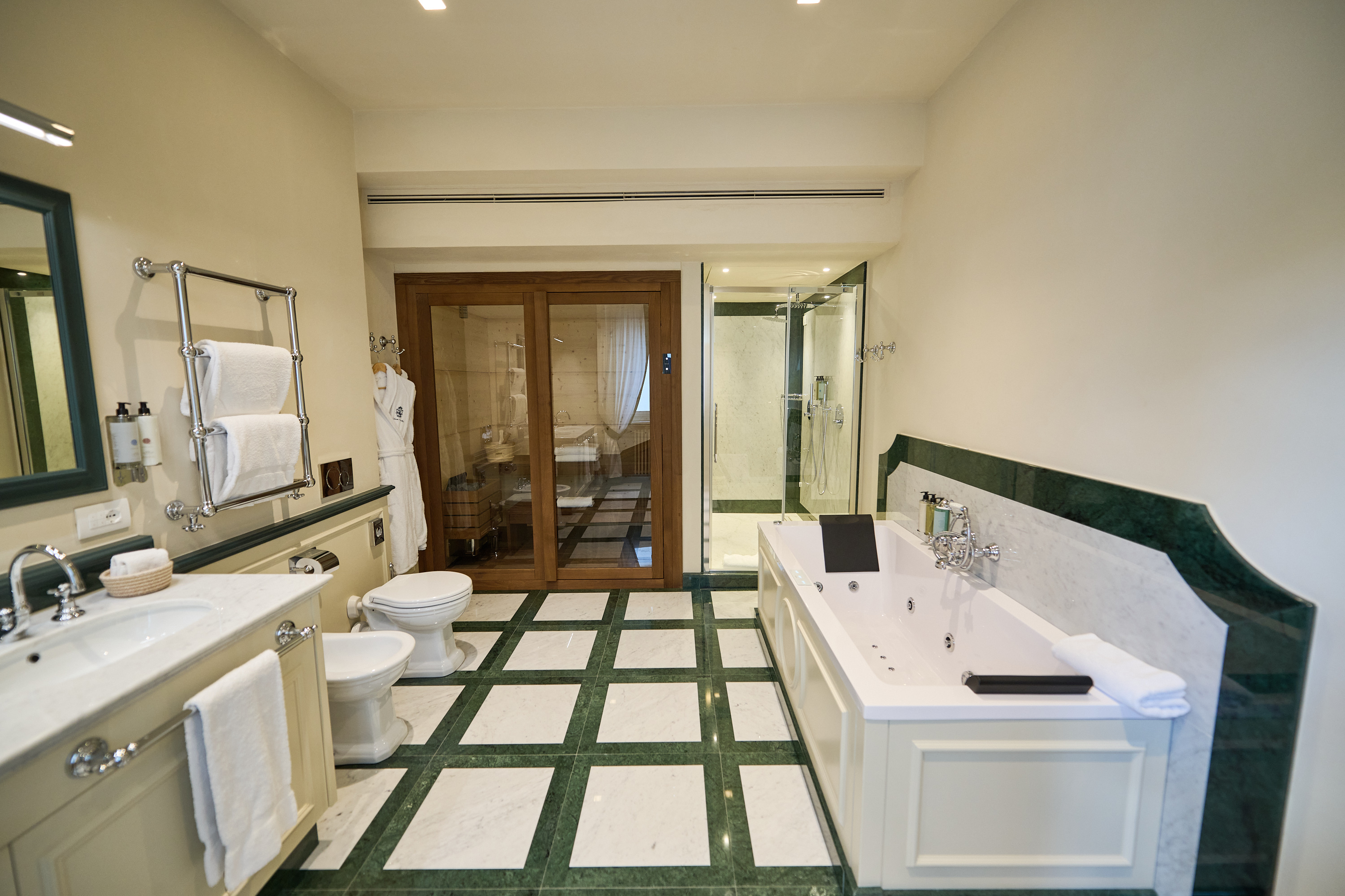 Spa, Suite