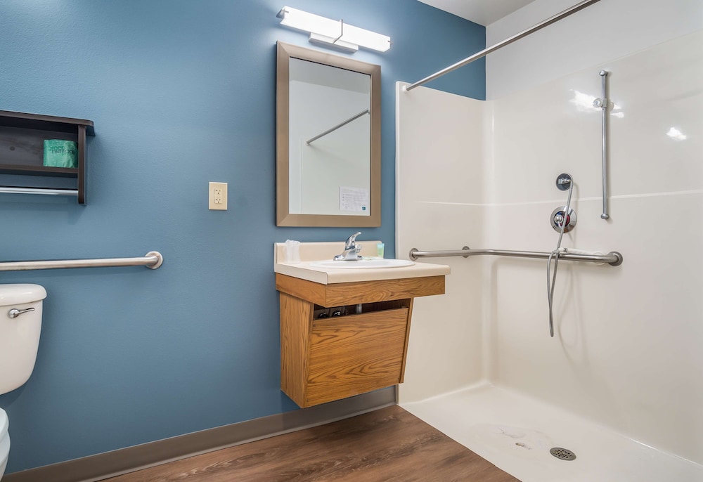 Studio 6 Extended Stay Fort Myers FL 44/49