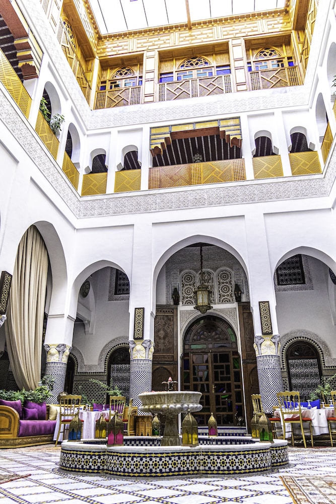 Riad El Yacout 7/70