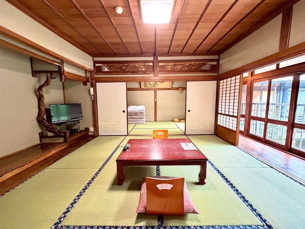 Takaosou 17/50