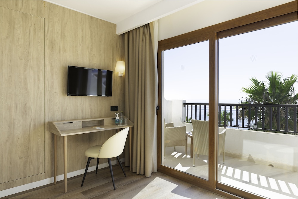 Alua Suites Las Rocas 35/82