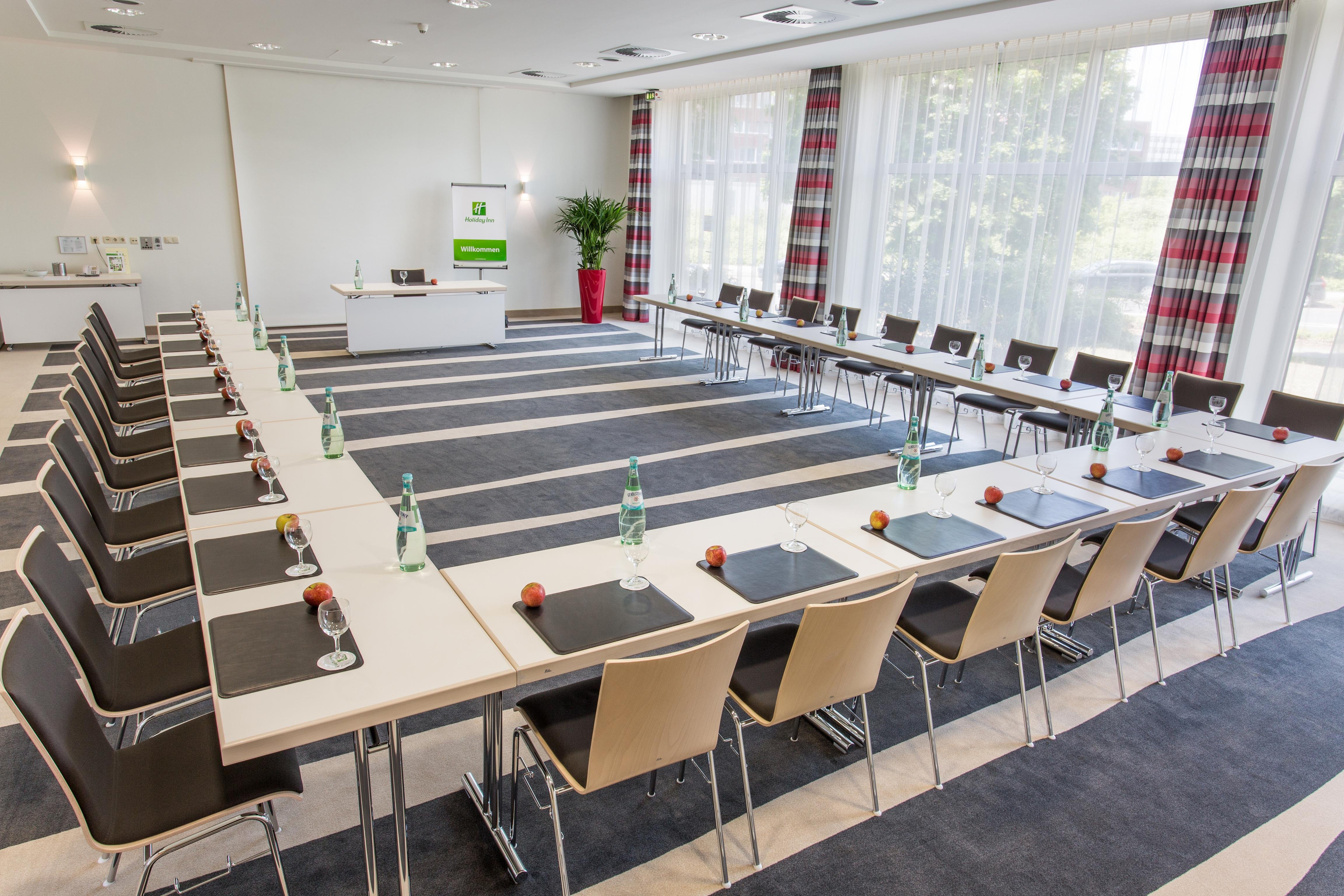 Holiday Inn Dusseldorf Neuss 37/46