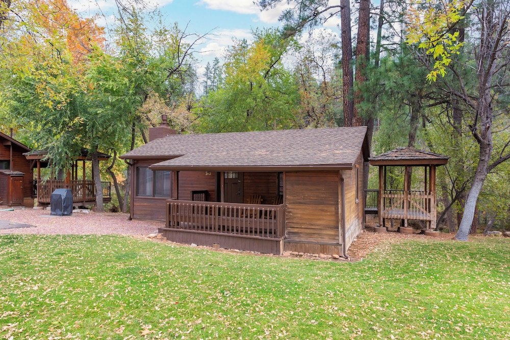 Kohls Ranch Lodge 48/57