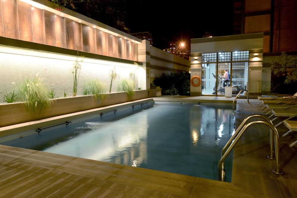 swimming pool spa