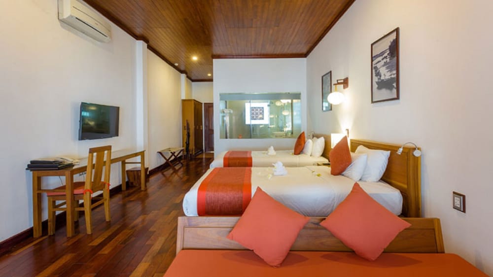 Vinh Hung Riverside Resort 21/78
