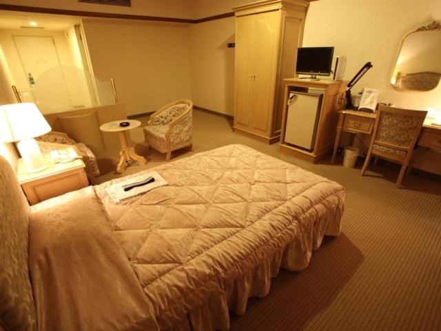 Nogami President Hotel 9/22