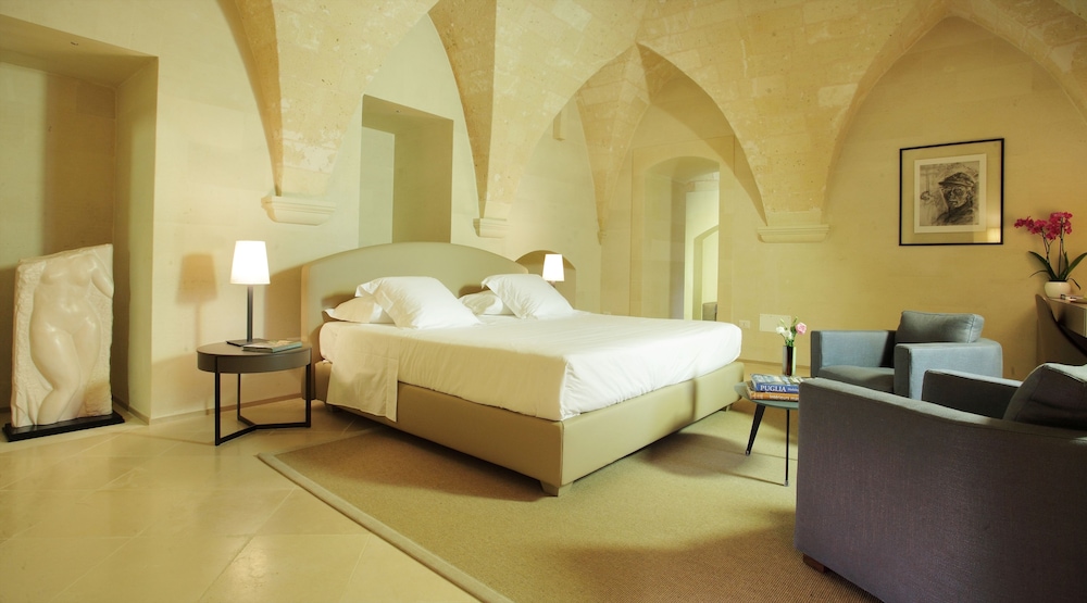 La Fiermontina Luxury Home Hotel 11/77