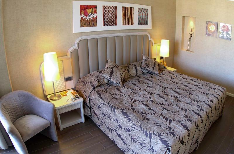 Room, 2 Double Beds, Land View