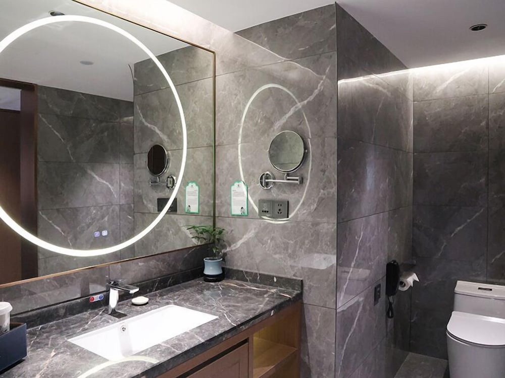 Guangdong Yingbin Hotel 42/49