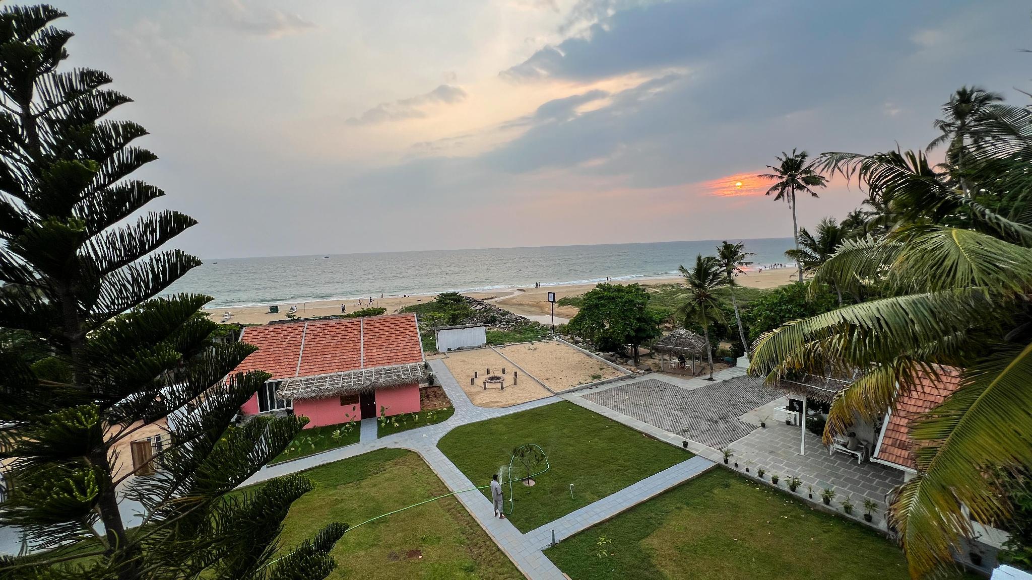 Beach House Varkala by Palmyra 28/33