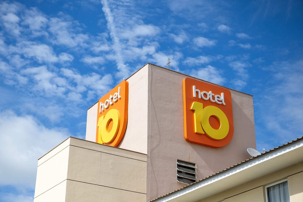 HOTEL 10 ITAJAI 3/66