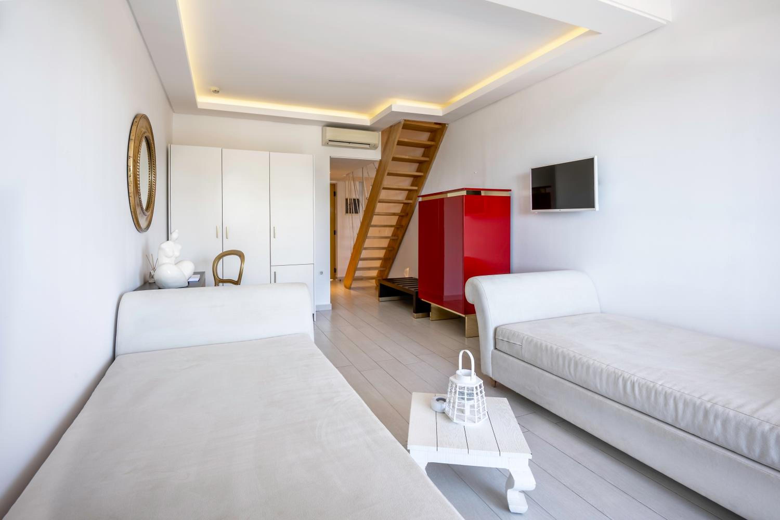 Villa, Two Story