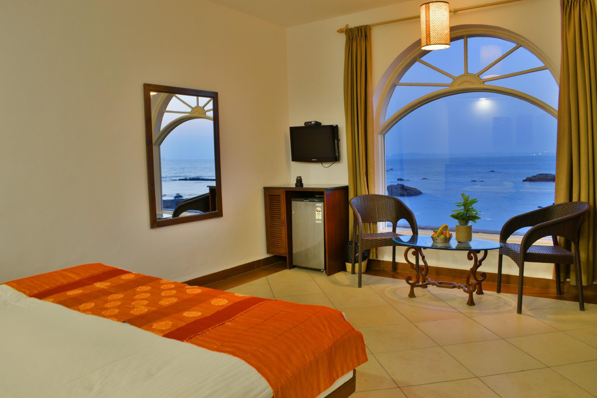 Room, Harbour View