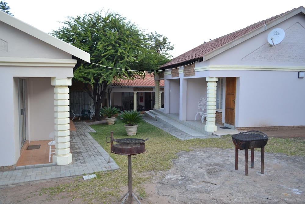Kamogelo Guest House 38/47