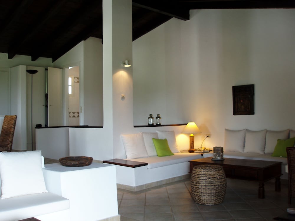 Skiathos Holidays Hotel 9/63
