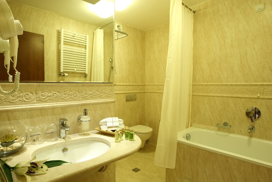 Moskva Hotel 21/21