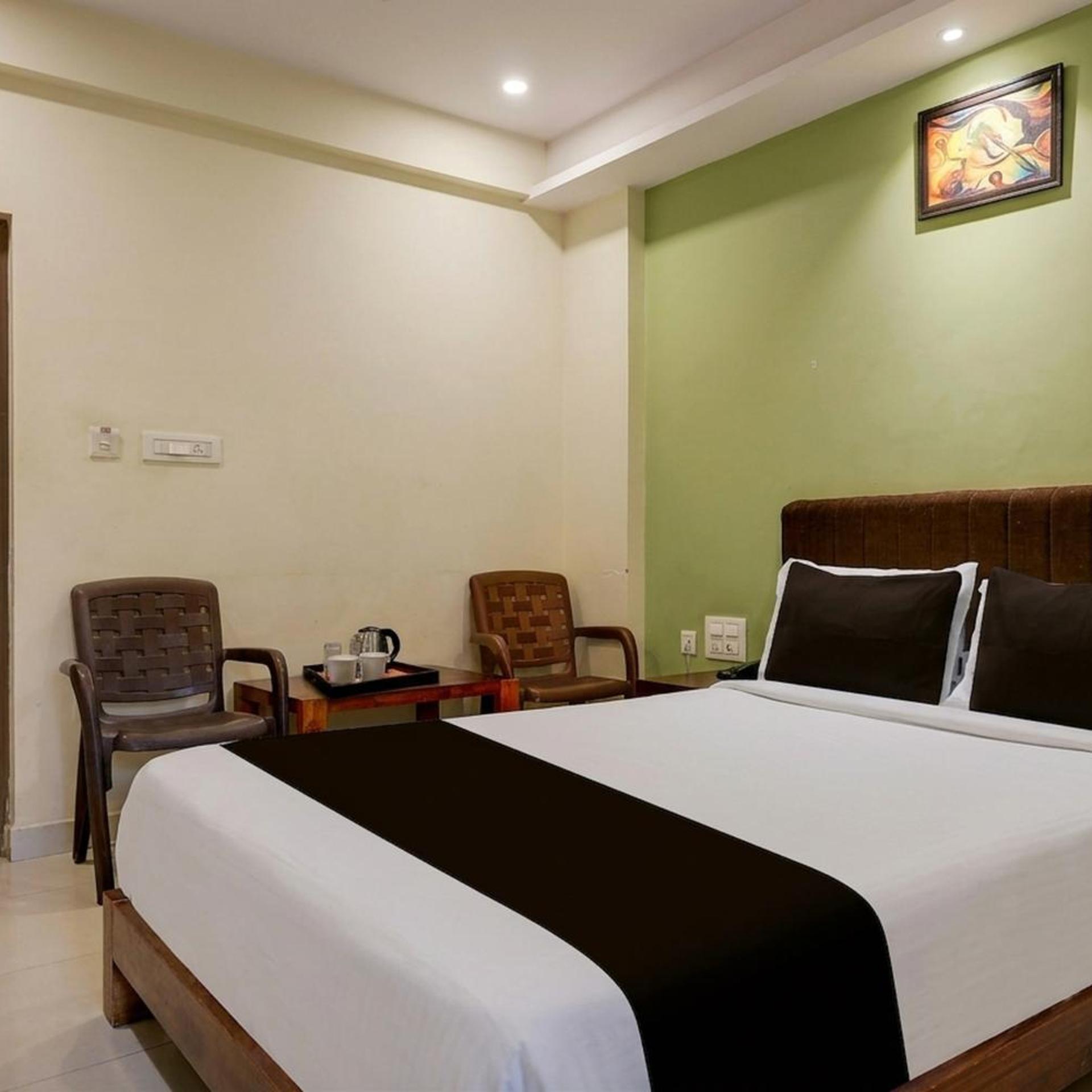 Sri Maharaja Inn 37/50