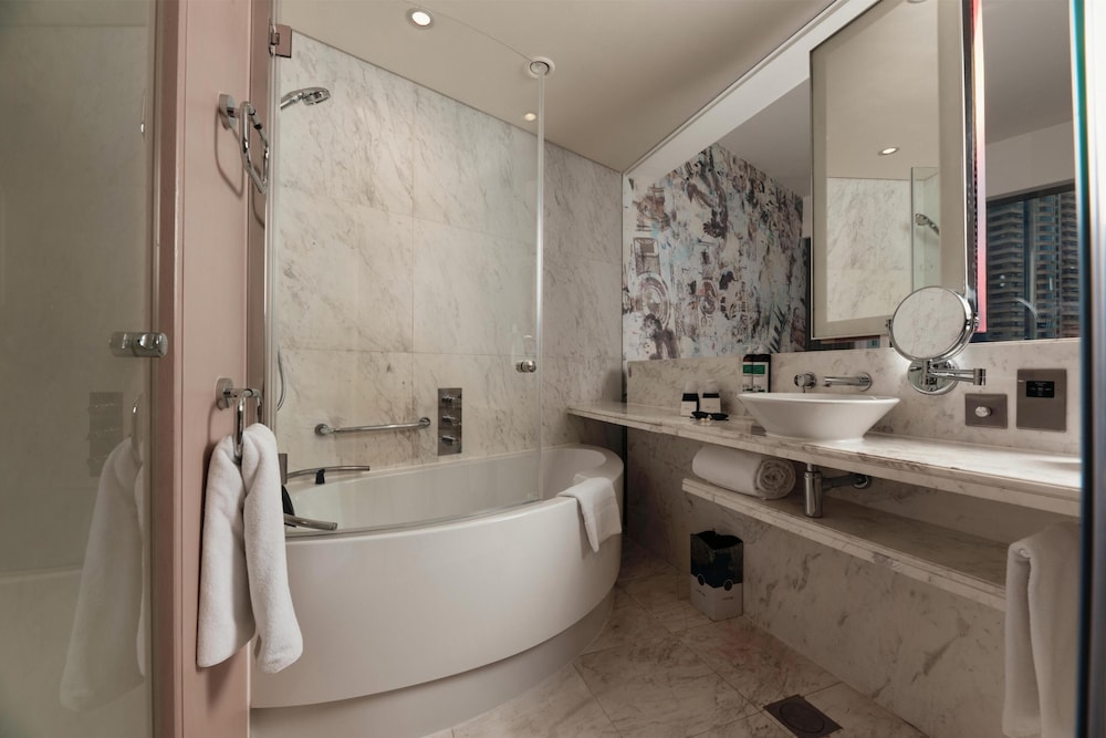 Media One Hotel Dubai, WorldHotels Crafted in DUBAI