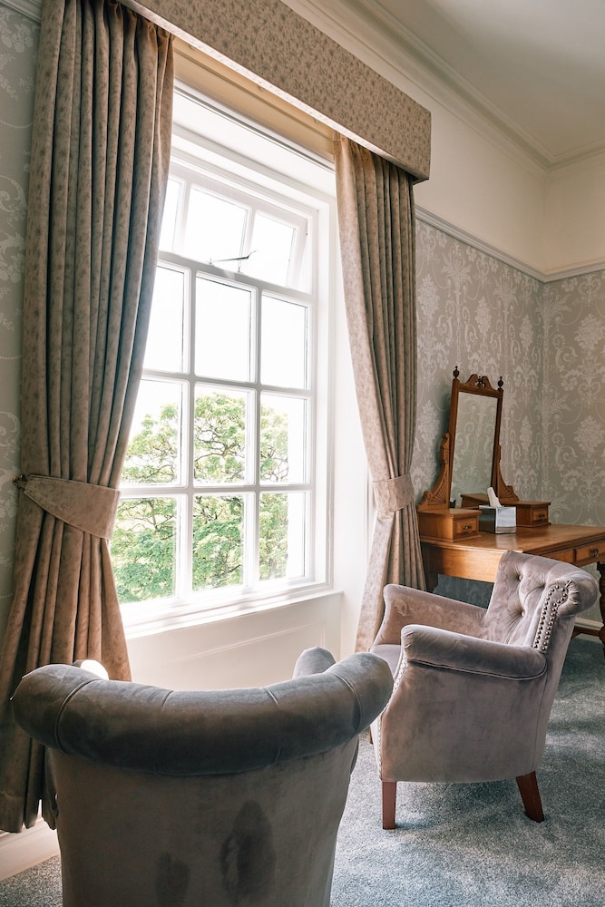 The Queens Hotel Lytham 44/64