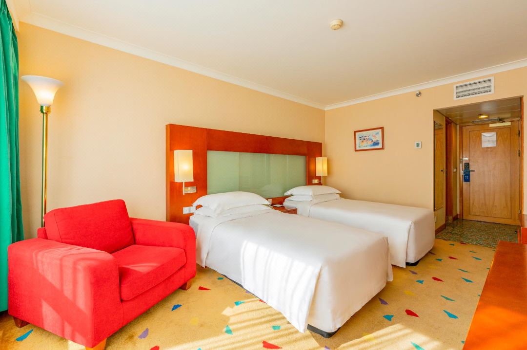 Superior, Twin Beds